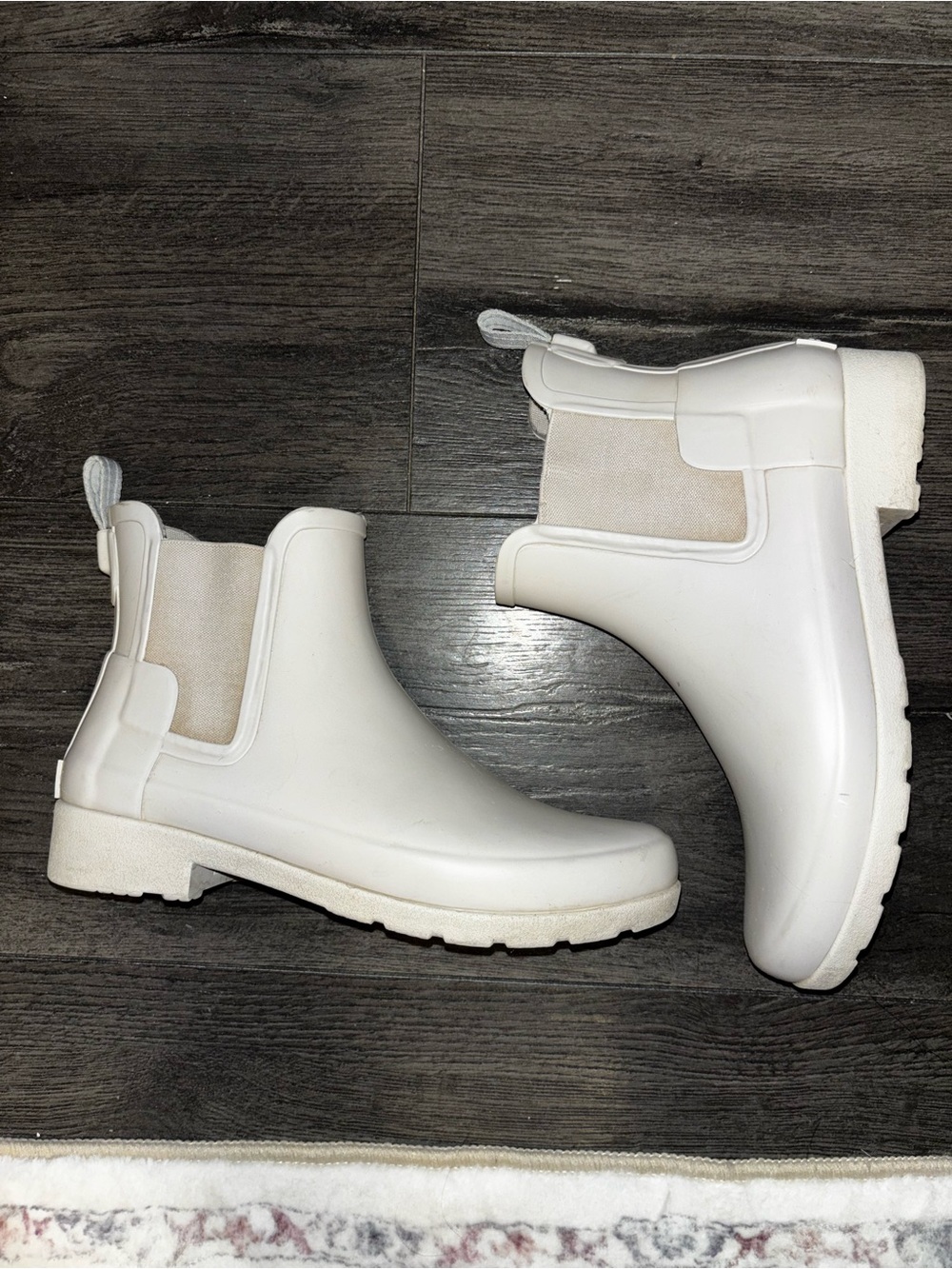 Hunter White Chelsea-Style Rain Ankle Boots